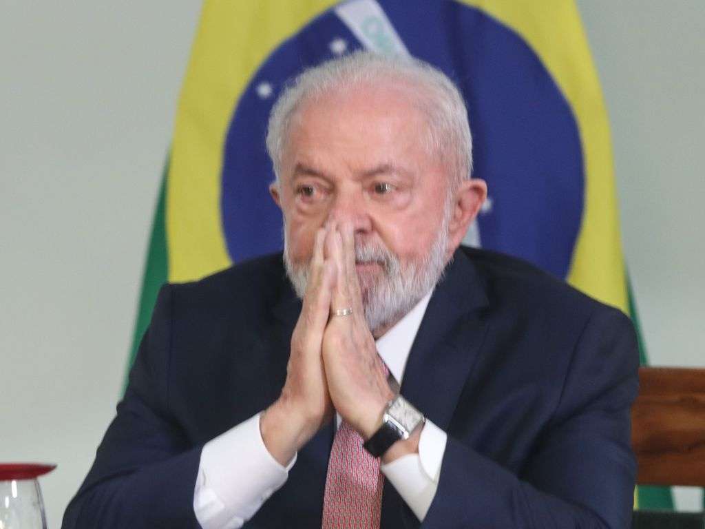 Lula passa por cirurgia no quadril em hospital de Brasília Diário do