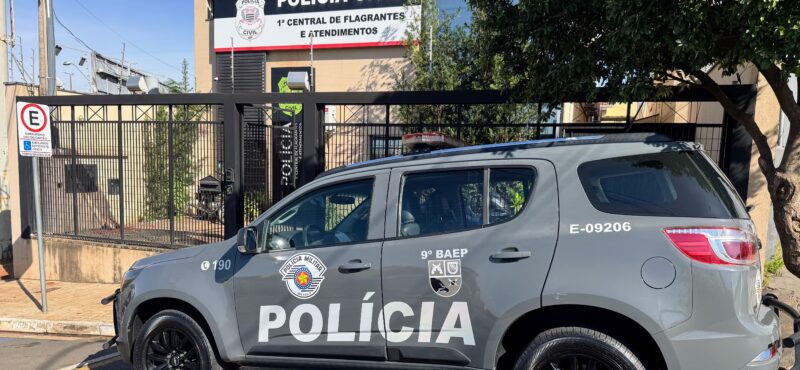 Perseguição termina com colisão de motocicleta contra viatura do Baep em Rio Preto