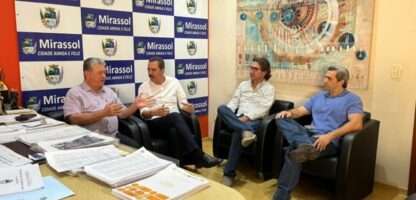 Itamar anuncia viadutos e terceira faixa na Washington Luís após reunião com prefeito de Mirassol