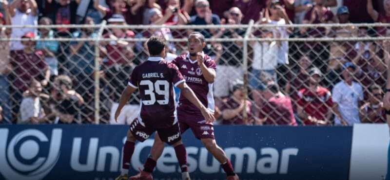 Juventus vira sobre Votuporanguense e larga na frente na semifinal
