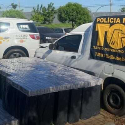 Suspeito foge por 12 km, tenta escapar a pé e é preso com carga ilegal na região