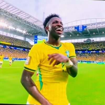 Brasil vence Escócia e classifica em 1º no Grupo C
