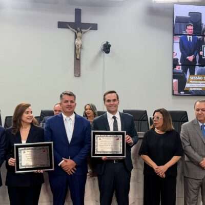 Júlio Donizete homenageia deputada Analice Fernandes e Eleusinho em sessão solene