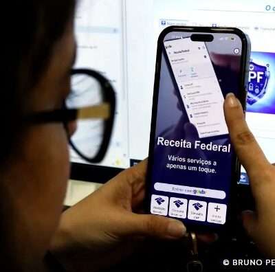 Receita paga nesta sexta-feira terceiro lote de restituição do IR 2026