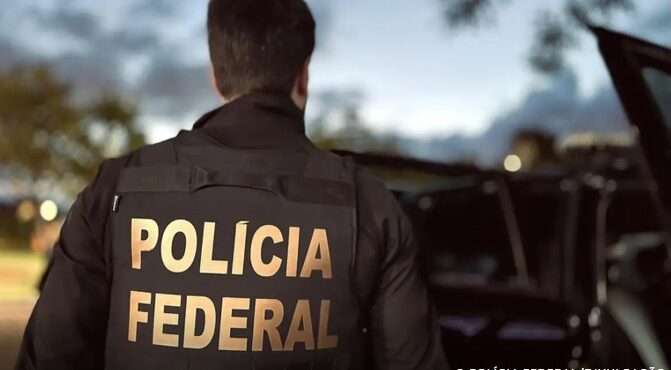 Polícia Federal faz operação contra lavagem de dinheiro de bets