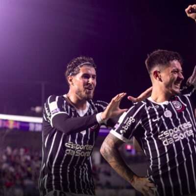 Corinthians vence o duelo paulista contra o Red Bull Bragantino; Palmeiras só empata em casa