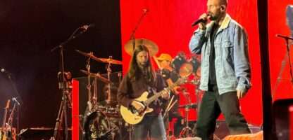 VEJA VÍDEOS - Maroon 5 leva 25 mil pessoas a show histórico e estreia turnê no Brasil em Rio Preto