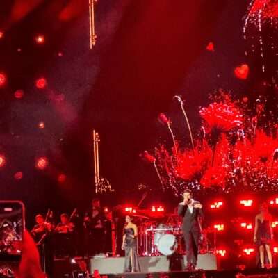 VEJA VÍDEO - Zé Neto e Cristiano fazem show histórico para mais de 40 mil pessoas em Brasília